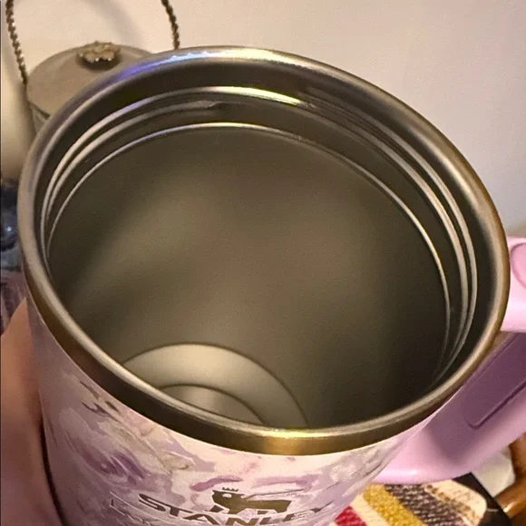 Stanley Love shack fancy tumbler 40oz - Picture 8 of 9